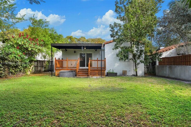 Building Photo - 1262 SW 15th Terrace