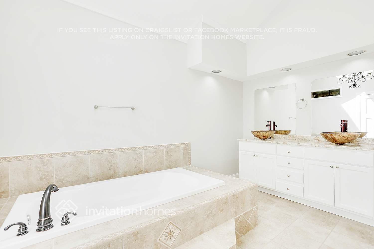 Building Photo - 1522 Oakmoor Pl