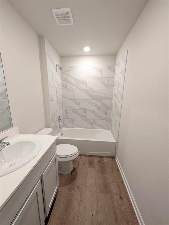 Building Photo - 2917 Ember Dr