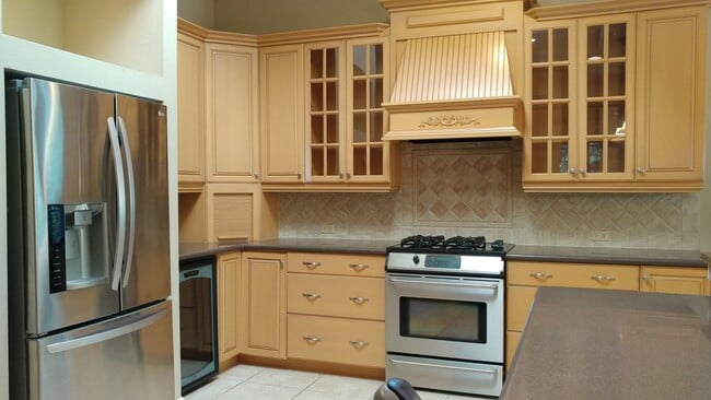 Building Photo - 3813 SW 91st Dr