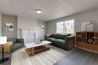 Building Photo - AVAILABLE JULY 2026 - Spacious 2 Bedroom Home w/ Fenced Yard & AC!