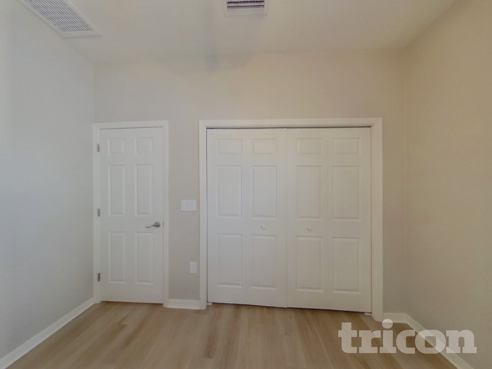 Building Photo - 6715 Castle Green Pl