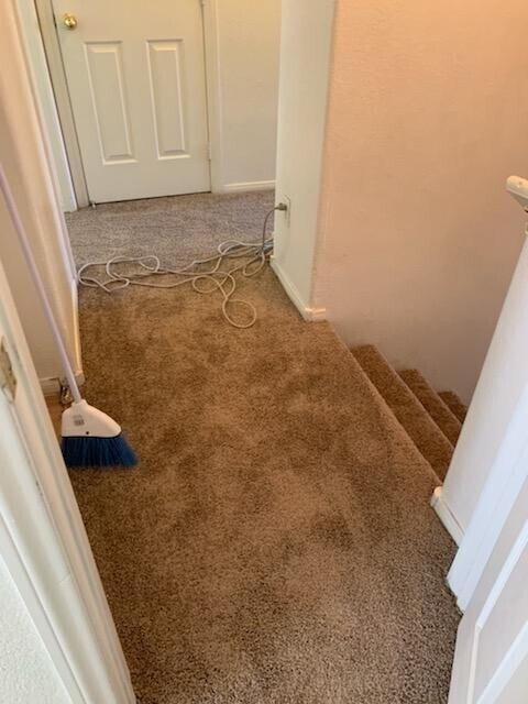 Building Photo - 3 Bedroom Single Family