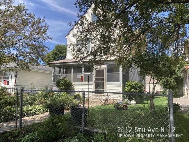 Building Photo - 2112 N 5th Ave