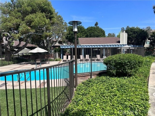 Building Photo - 4338 Glencoe Ave