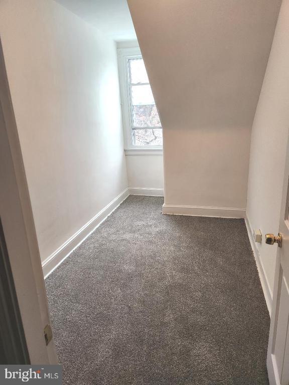 Building Photo - 212 Mulberry St