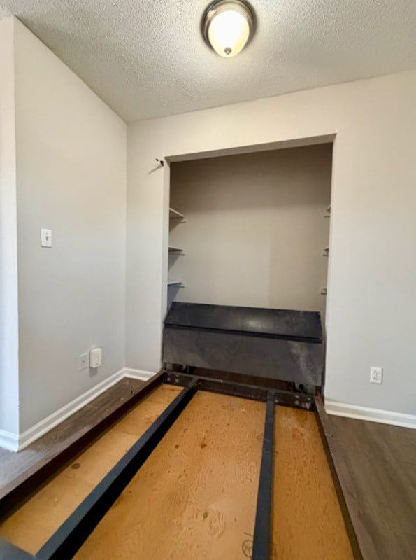 Building Photo - 1418 Riverview Rd