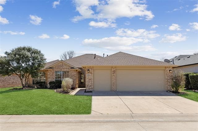Building Photo - 9913 Hanford Dr