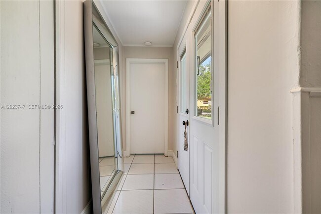 Building Photo - 11515 SW 81st Rd