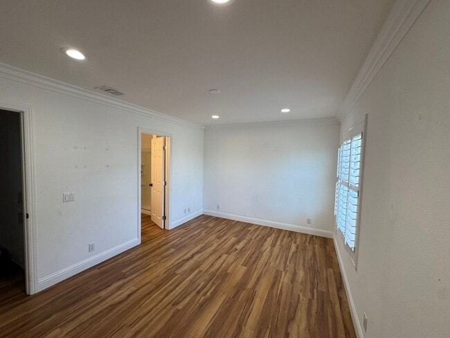 Building Photo - 10818 Rexbon Ct