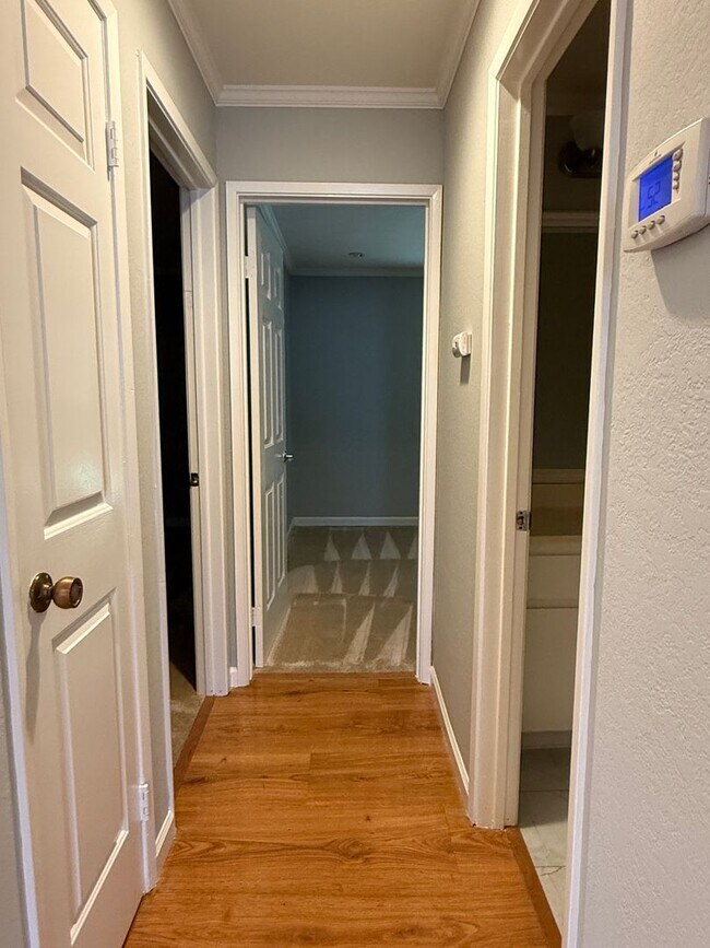 Building Photo - Spacious 2 Bedroom 1 Bath Condo with private patio and storage