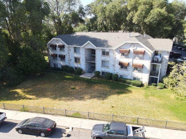 Building Photo - 125 S 1050 W