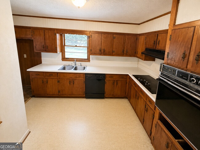Building Photo - 3543 Meadowview Ct