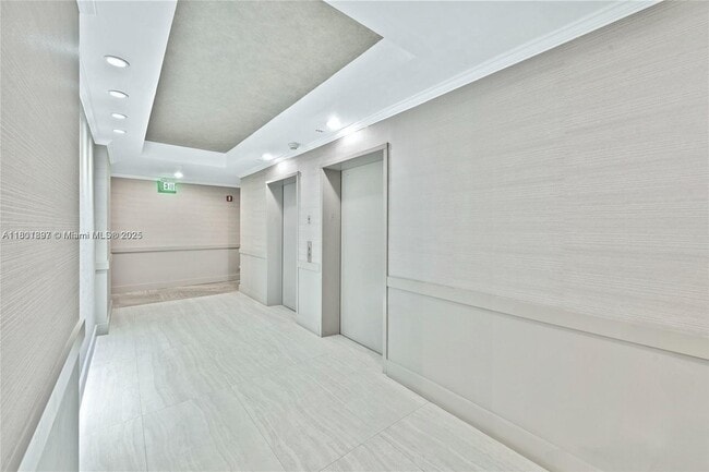 Building Photo - 1 Century Ln