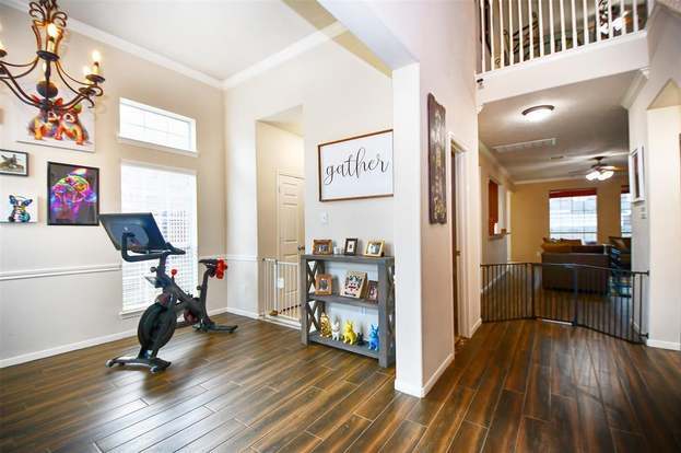 Building Photo - 2540 Pelican Dr