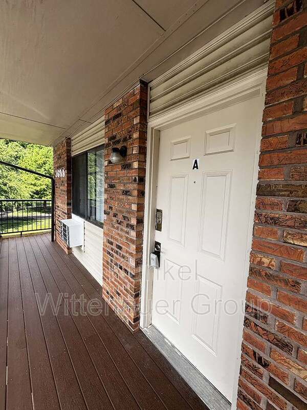 Building Photo - 2609 Sierra Dr