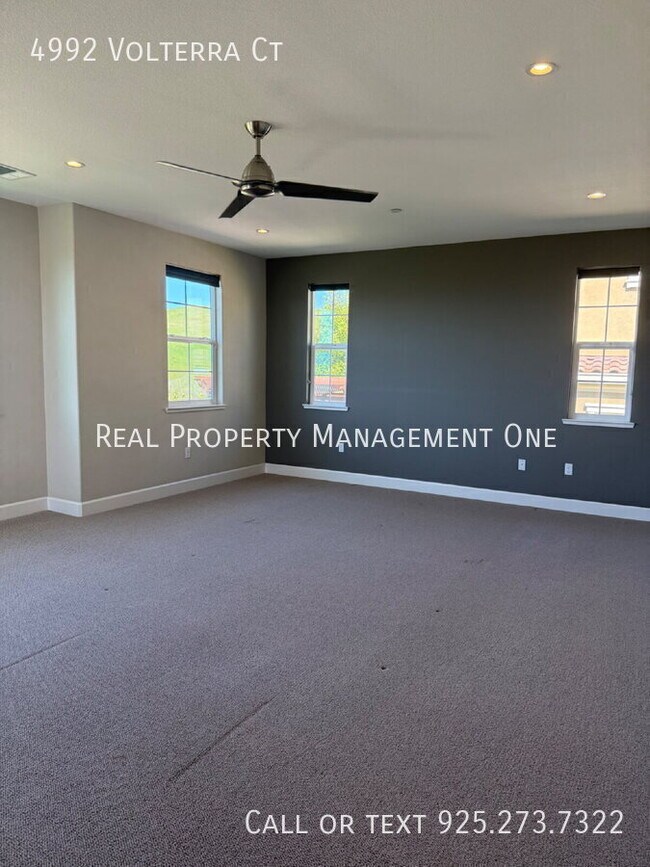 Building Photo - 4992 Volterra Ct