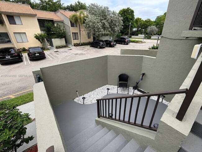 Building Photo - 9606 SW 1st Ct