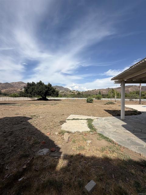 Building Photo - 1555 Willow Glen Dr