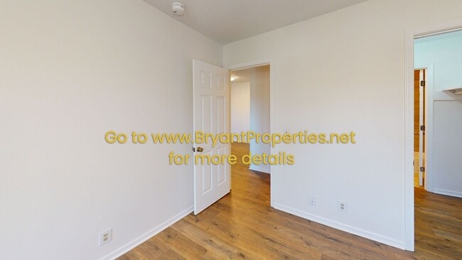 Building Photo - Donelson - Airport - Percy Preist Lake Area