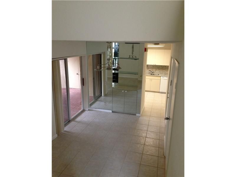 Building Photo - 6542 Via Regina