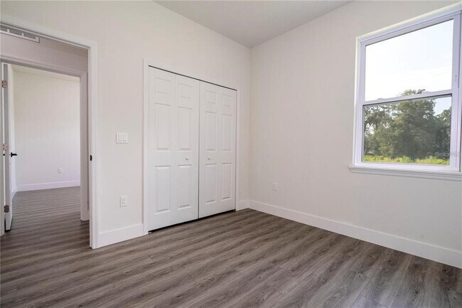 Building Photo - 6671 SW 151 Loop