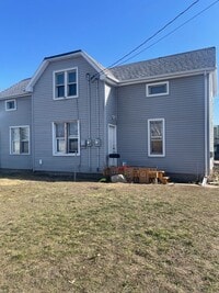 Building Photo - 439 Gladys St