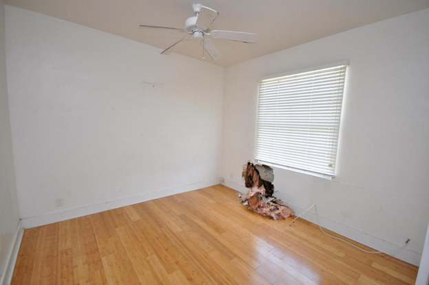 Building Photo - 646 33rd St