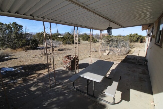 Building Photo - 601 La Bajada Way