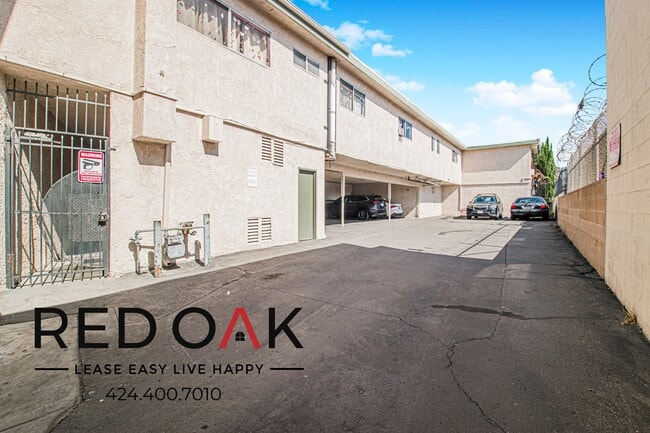 Building Photo - 8123 Langdon Ave