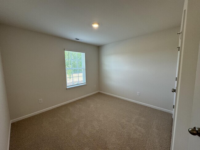 Building Photo - 4109 Laurel Rdg Dr