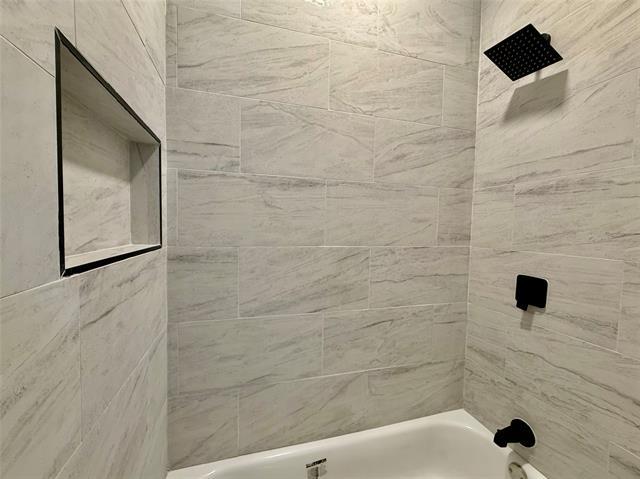 Building Photo - 308 SW 14th St