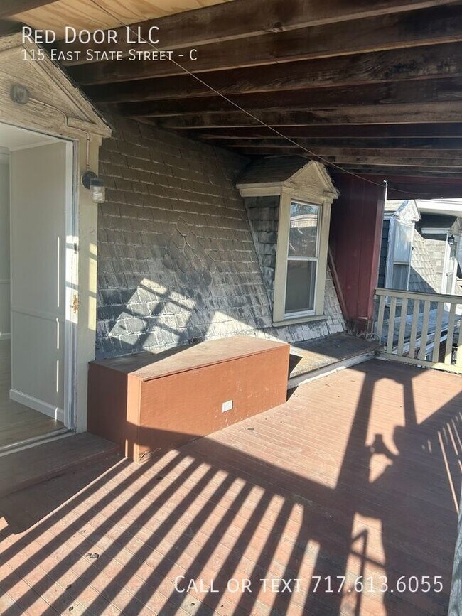 Building Photo - 115 E State St