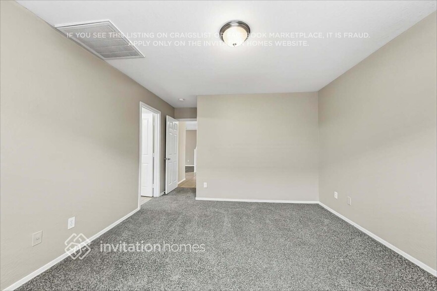 Building Photo - 7827 S Kelsie Dr