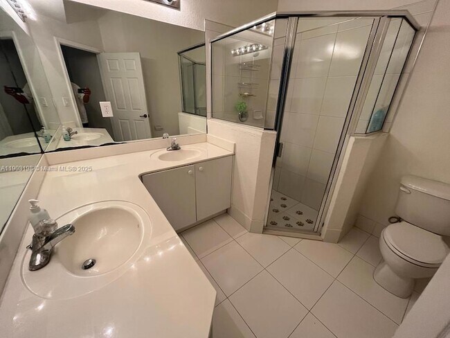 Building Photo - 10983 NW 79th St