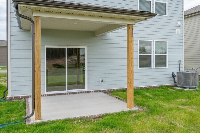 Building Photo - Brand New and Move-in Ready!