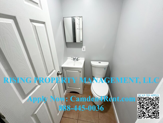 Building Photo - Newly Renovated 3 Bedroom 1.5 Bathroom hom...