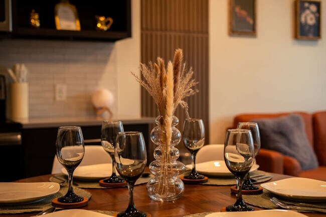 Building Photo - 111 S Adams St