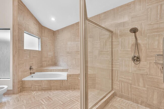 Building Photo - 22595 Esplanada Cir
