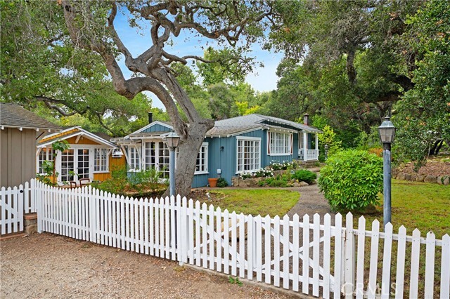 Primary Photo - 540 Periwinkle Ln