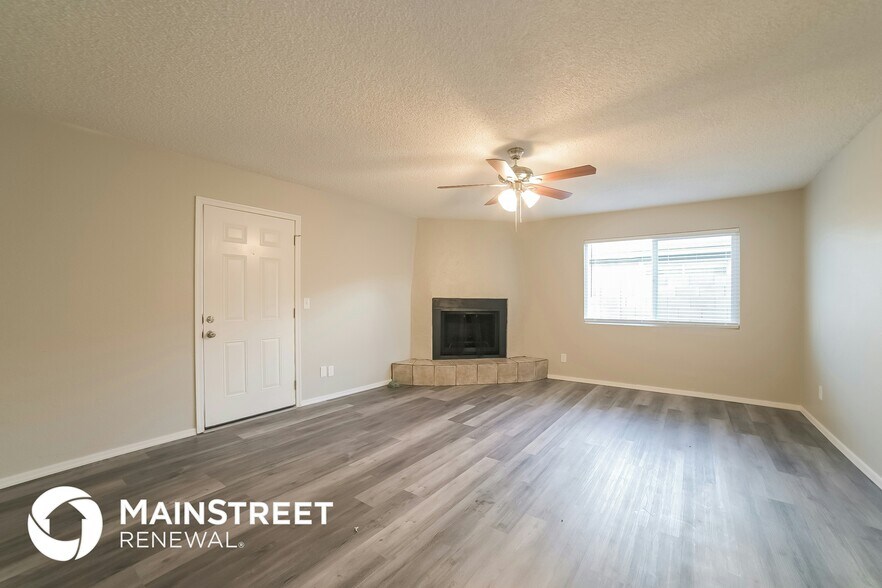 Building Photo - 4506 W Edgemont Ave