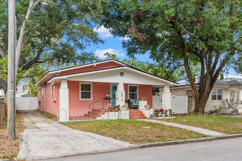 Primary Photo - 2815 N Taliaferro Ave
