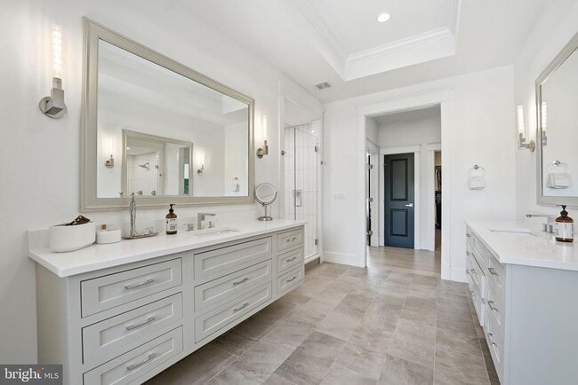 Building Photo - 2504 12th St N