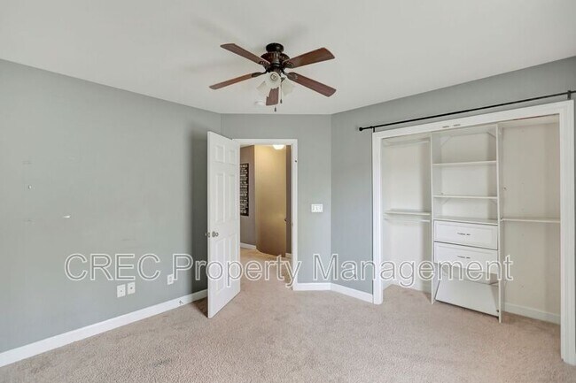 Building Photo - 3050 Argyll Dr