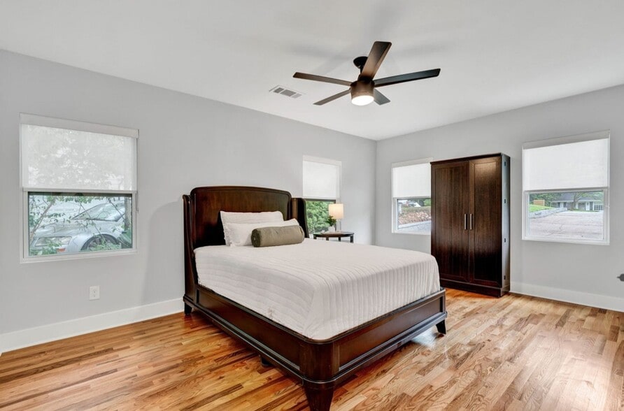 Building Photo - 1571 Blvd Lorraine SW