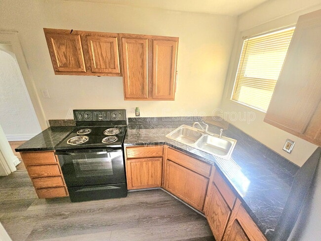 Building Photo - 1942 D Amato Ct