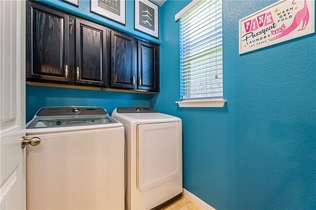Building Photo - 1512 Hamiltons Wy