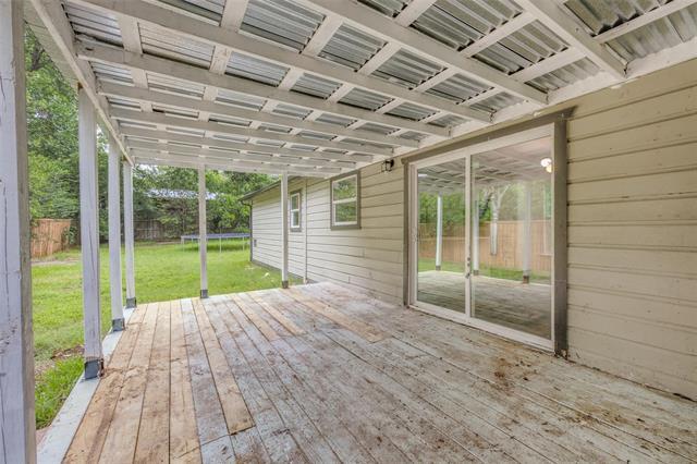 Building Photo - 917 W Washington St