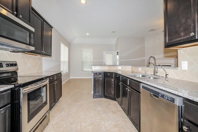 Building Photo - 17107 Osprey Landing Dr