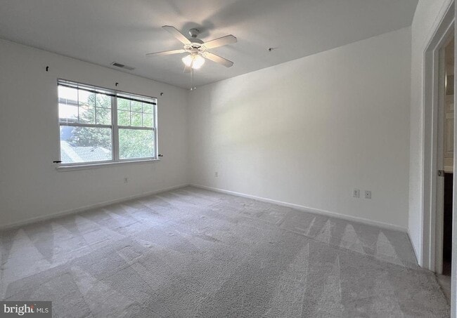 Building Photo - 12953 Centre Park Cir